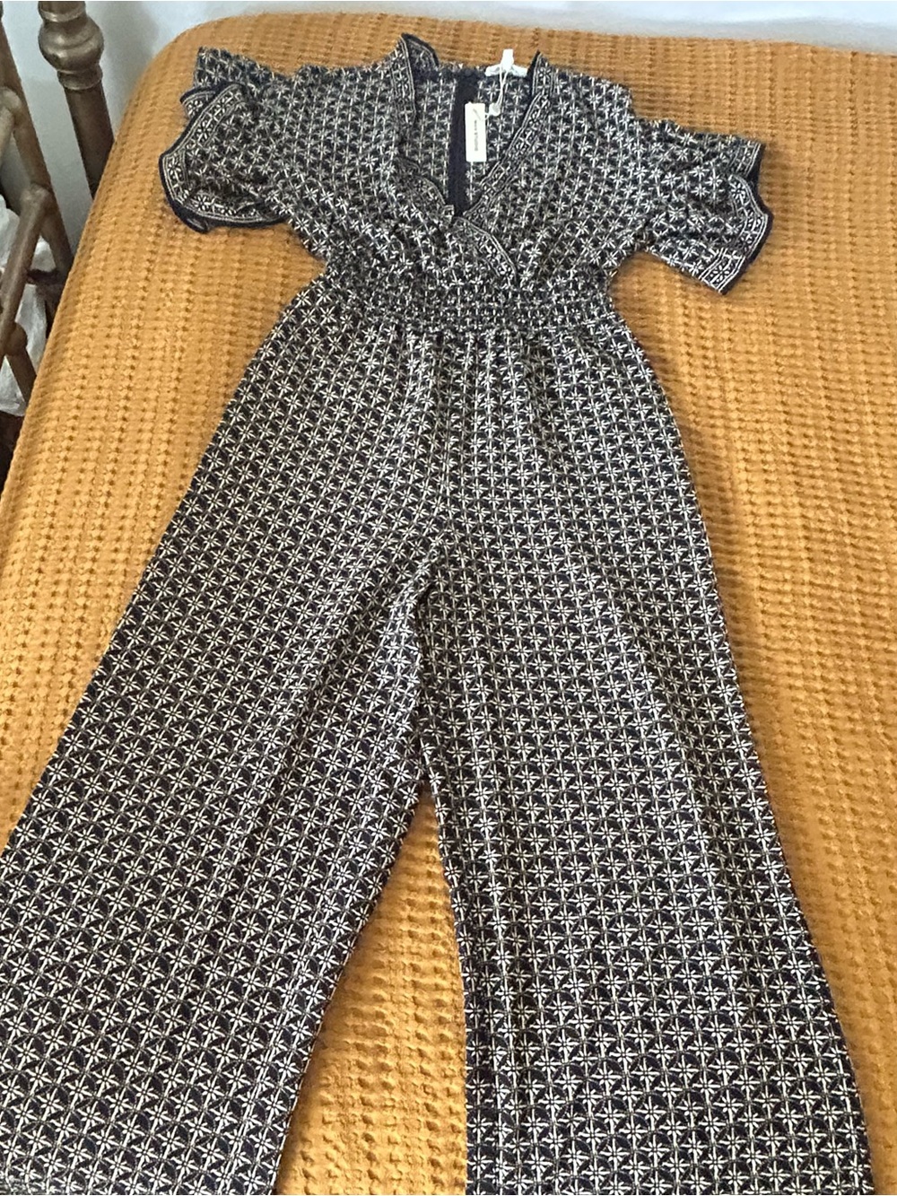 NWT Max Studio Flutter-Sleeve, Wide-Leg jumpsuit xs